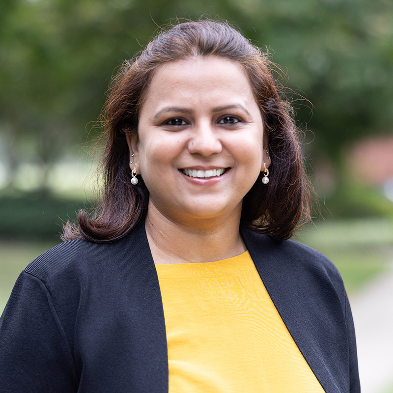 Indu Khurana headshot