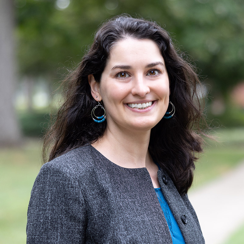 Tara Stephan headshot